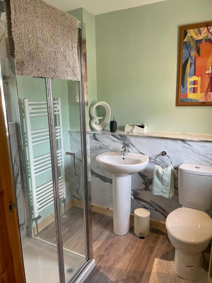 אוניך Snowberry Cottages No1 מראה חיצוני תמונה
